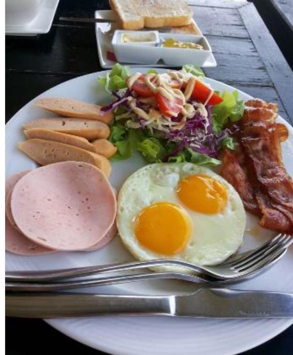 The Baan Nathong Hostel Bangkok Ngoại thất bức ảnh