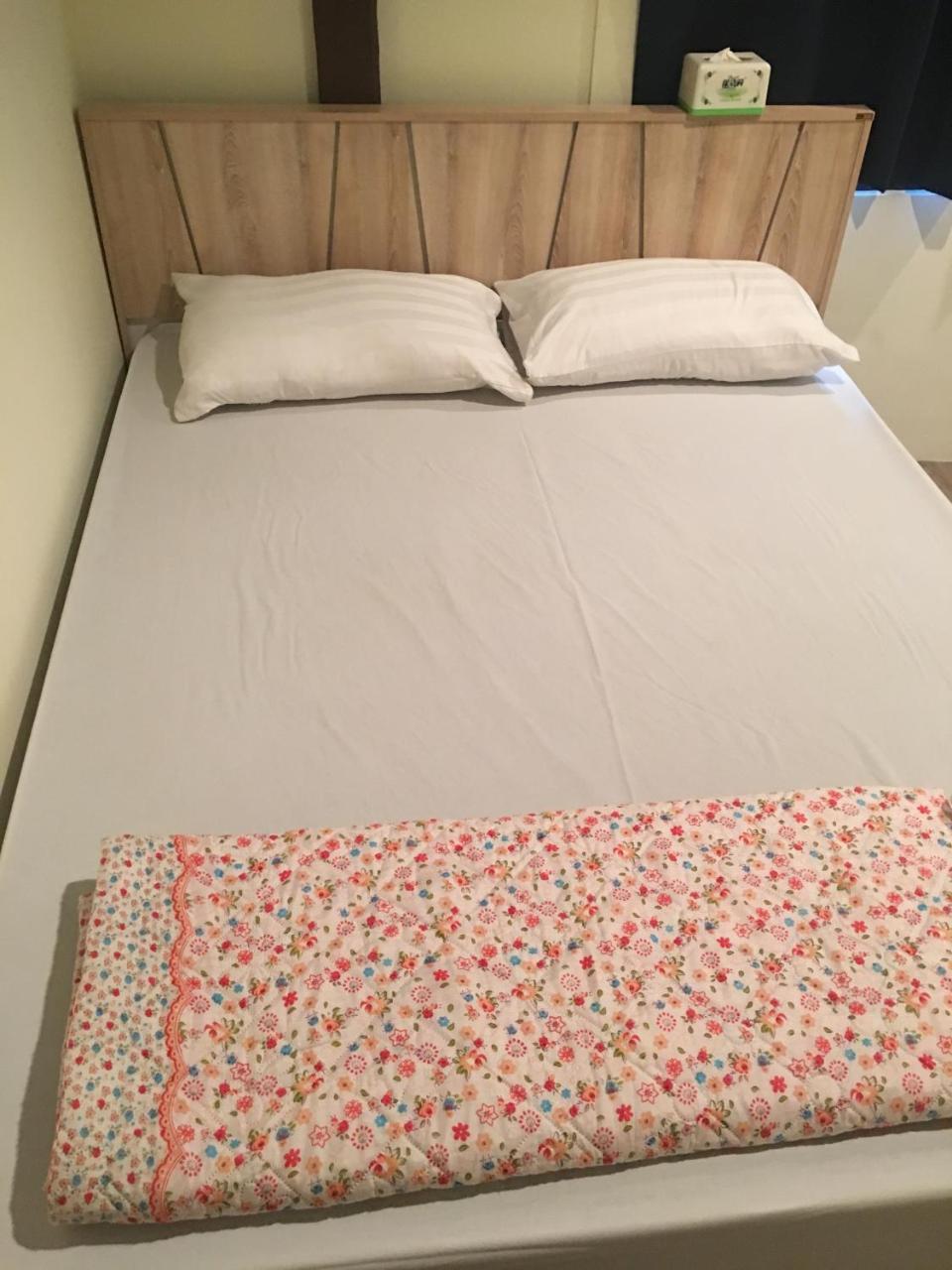 The Baan Nathong Hostel Bangkok Ngoại thất bức ảnh
