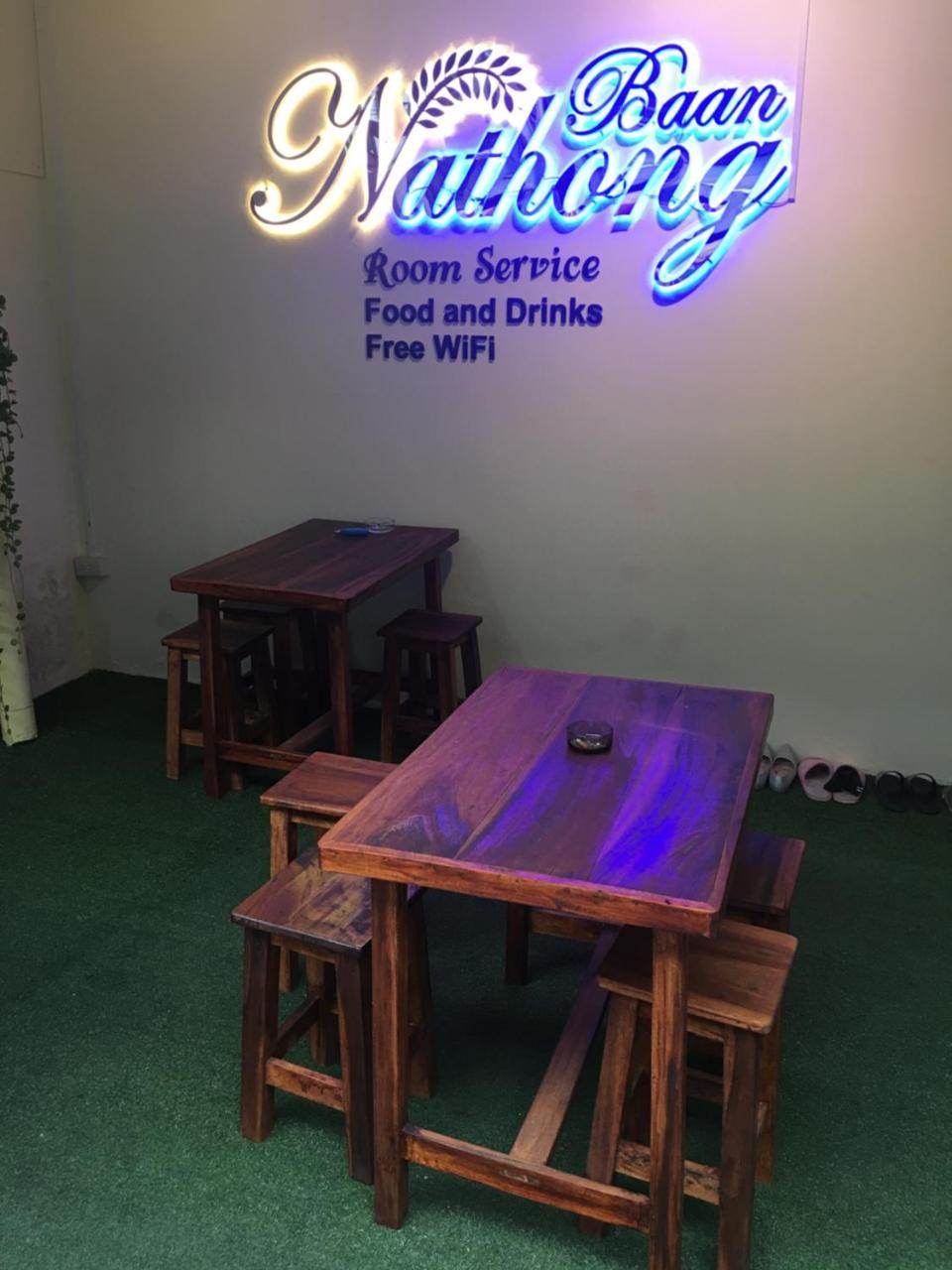 The Baan Nathong Hostel Bangkok Ngoại thất bức ảnh